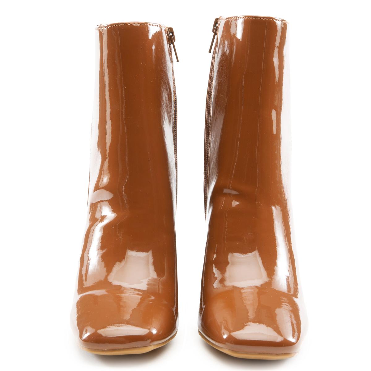 Article-01 Square Toe Bootie