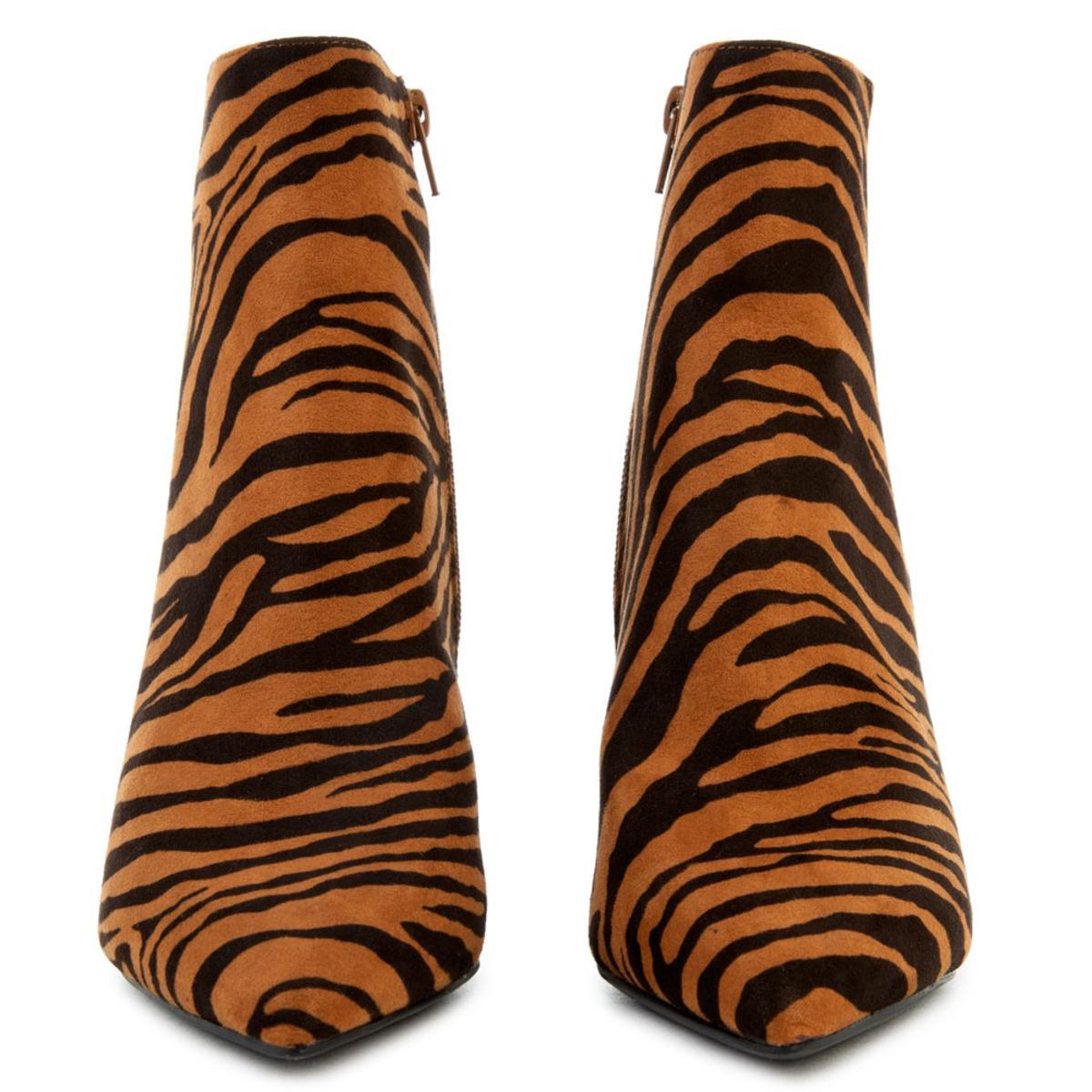 Bellflower-15 Pointy Toe Bootie