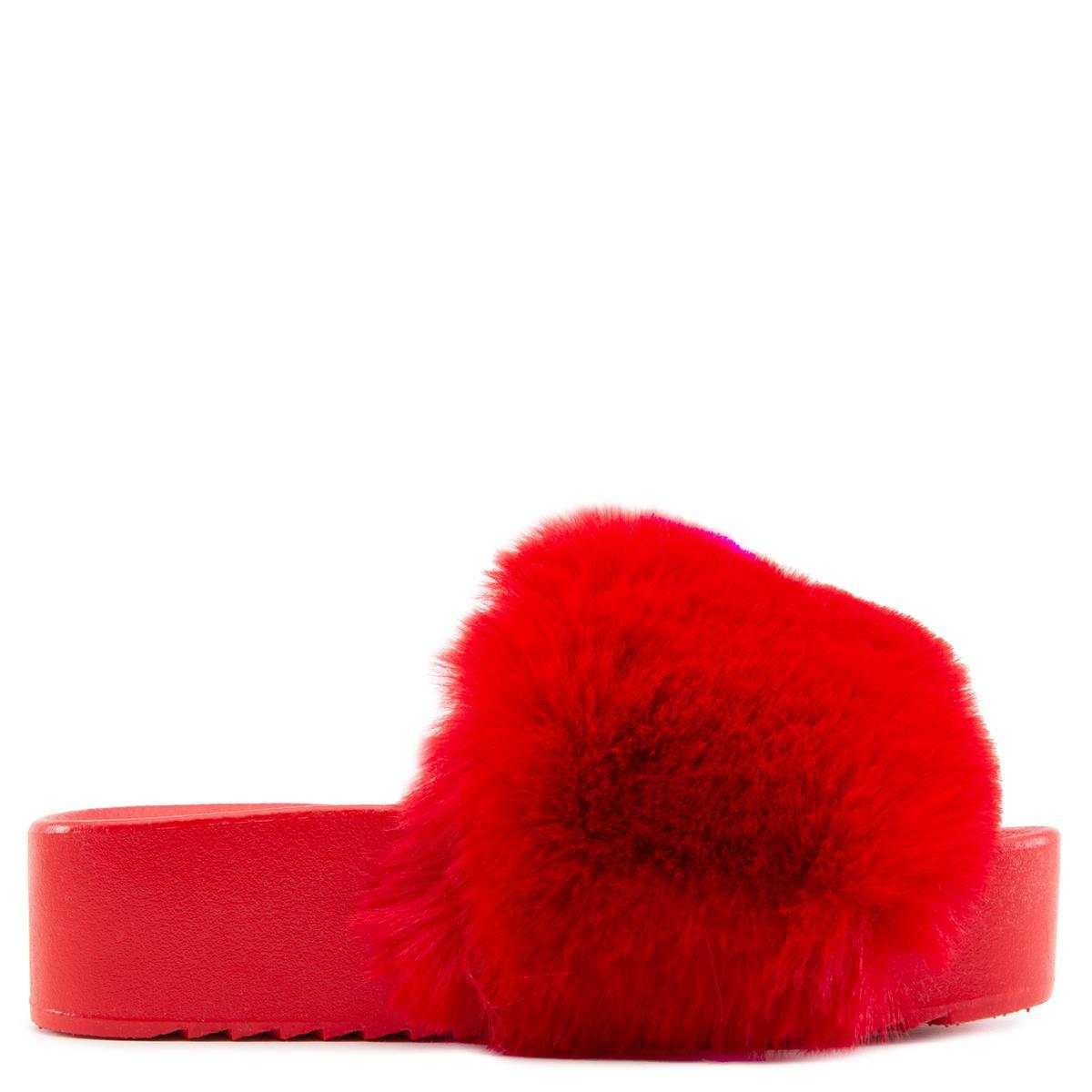 Morgan-02 Platform Fur Slides