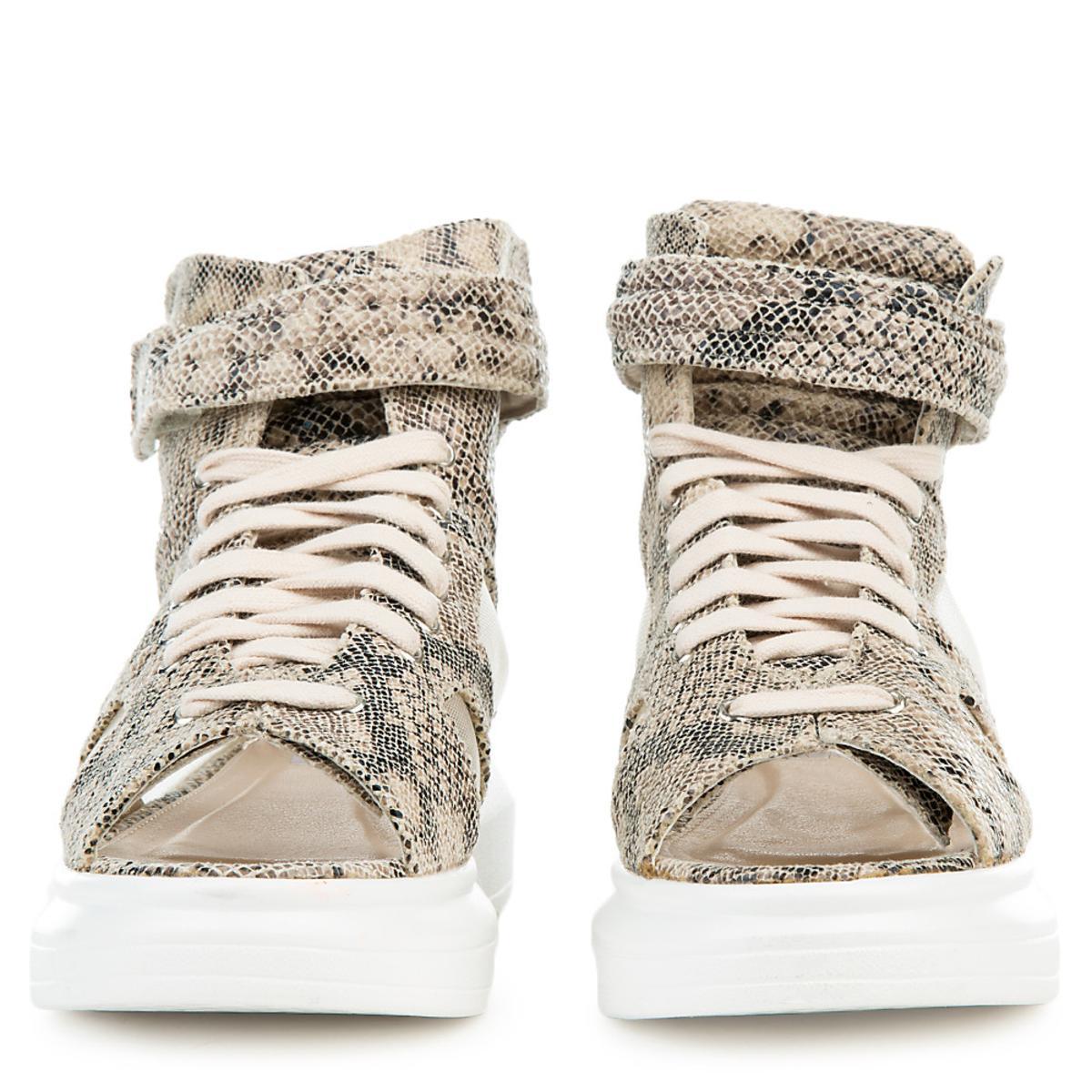 Forever-7 Sneaker Snake
