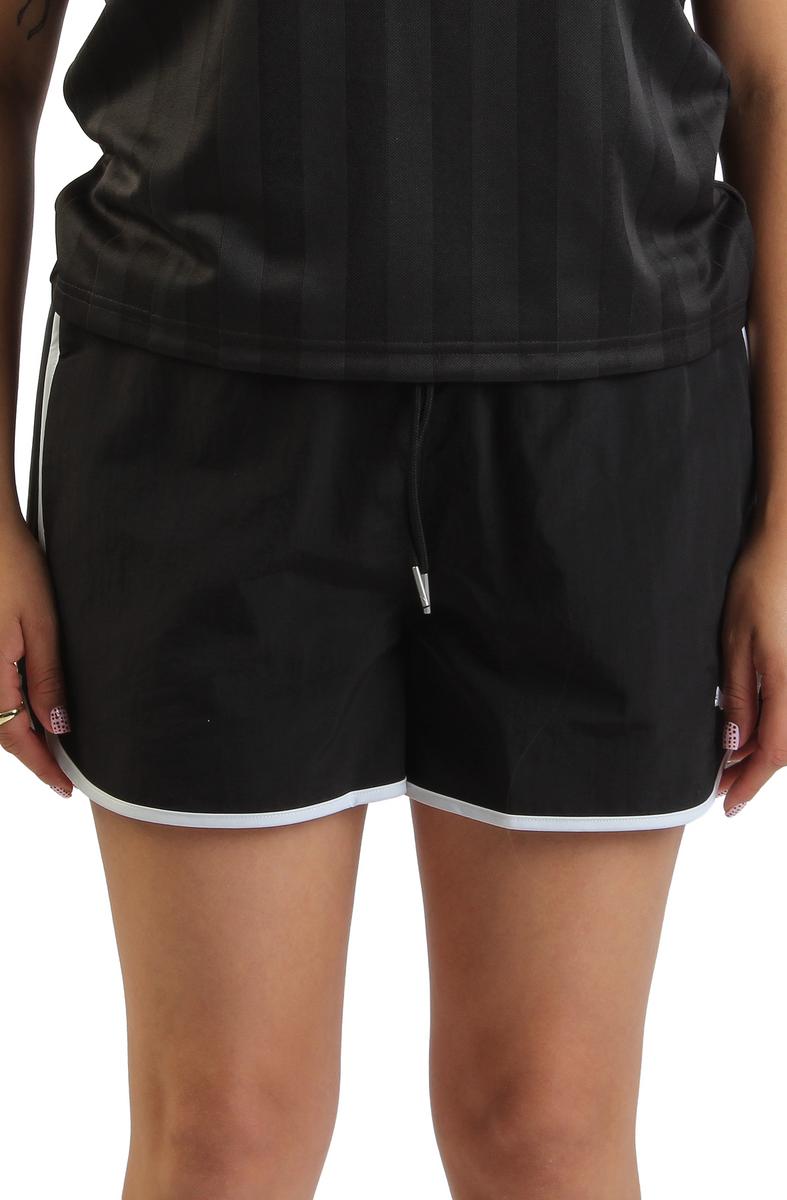 Wardrobe Essentials Short