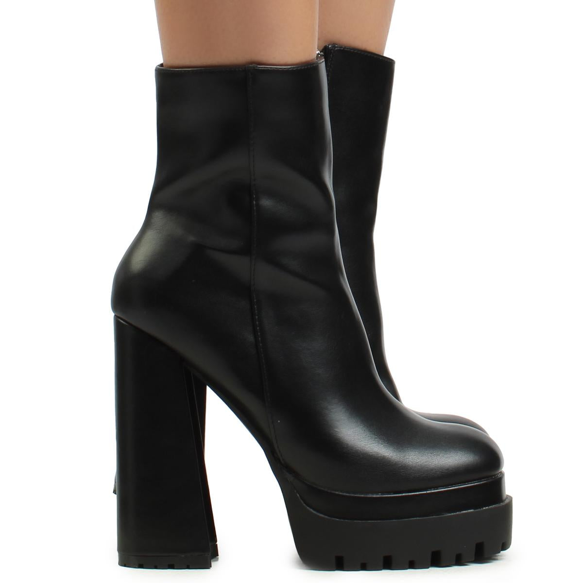 Sienna-1 Lug Platform Bootie