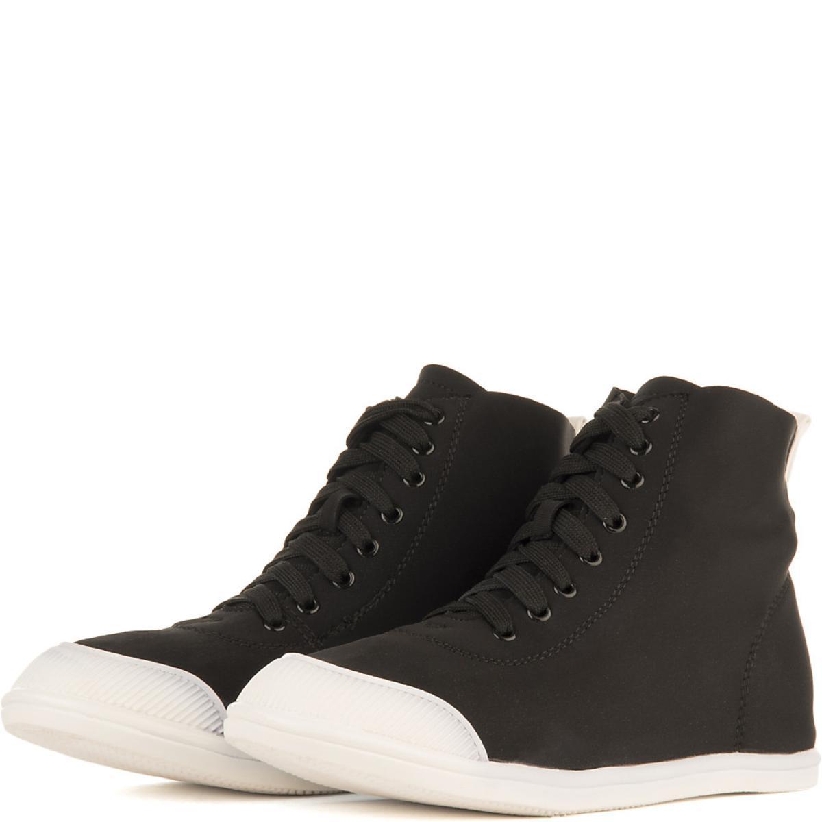 Capricorn-1 Casual Sneaker Black