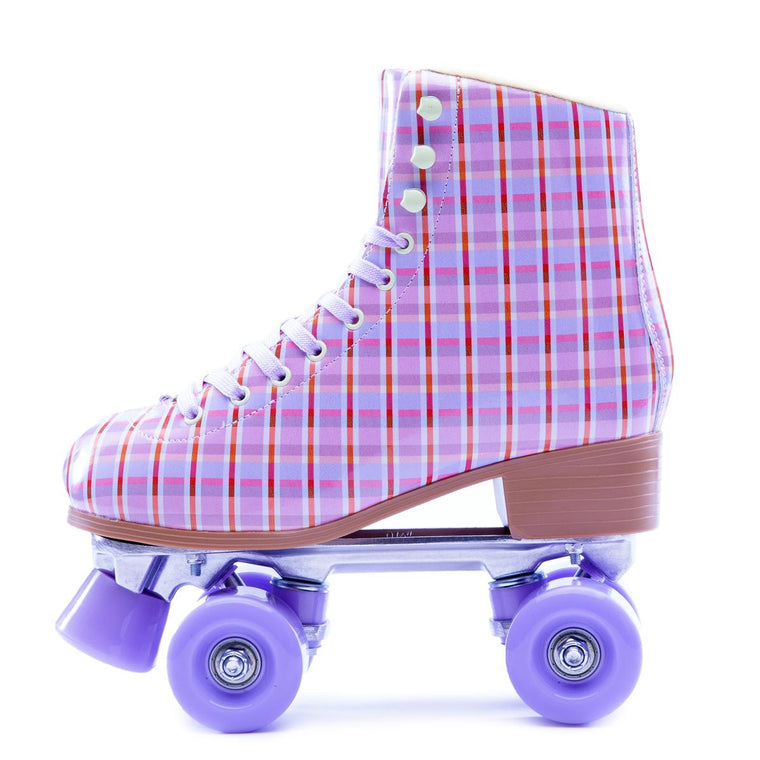 Archie-61 Lace-Up Roller Skates