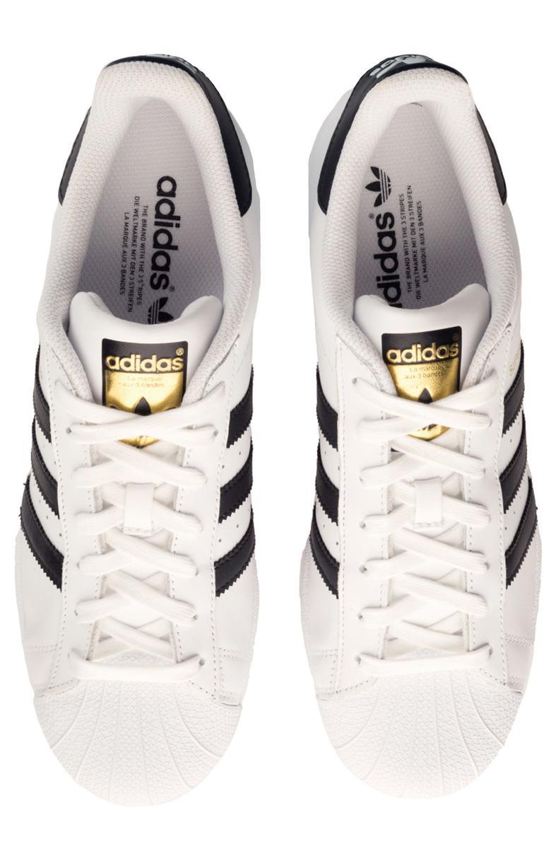 The Women's Superstar in White and Black