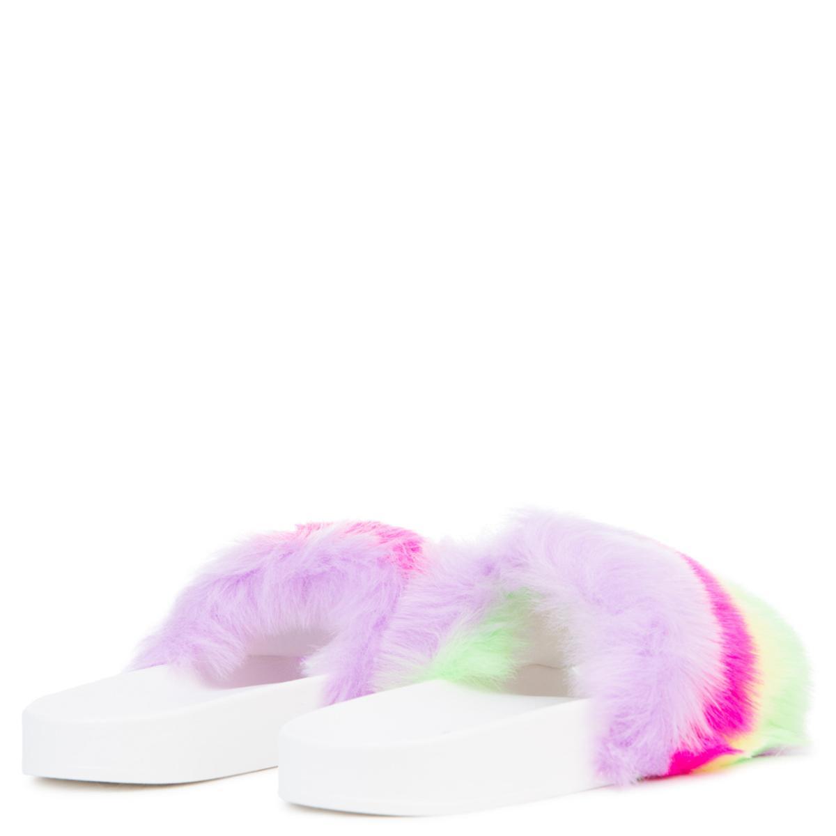 Flatter-24S Slides GREEN FUR