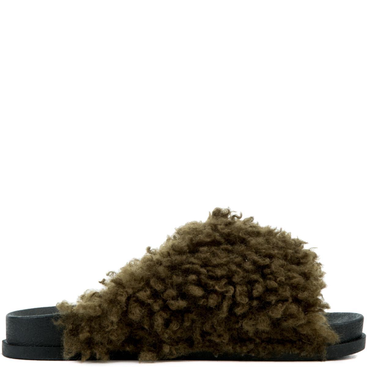 Cape Robbin Moira-34 Fury Slides Olive