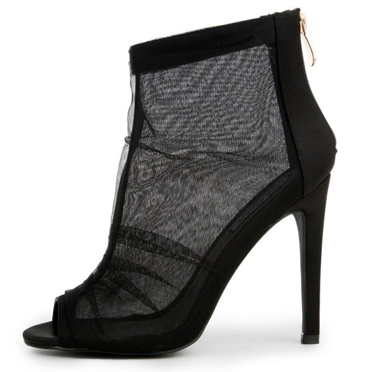 Cape Robbin Alza-61 Black Heeled Booties Black