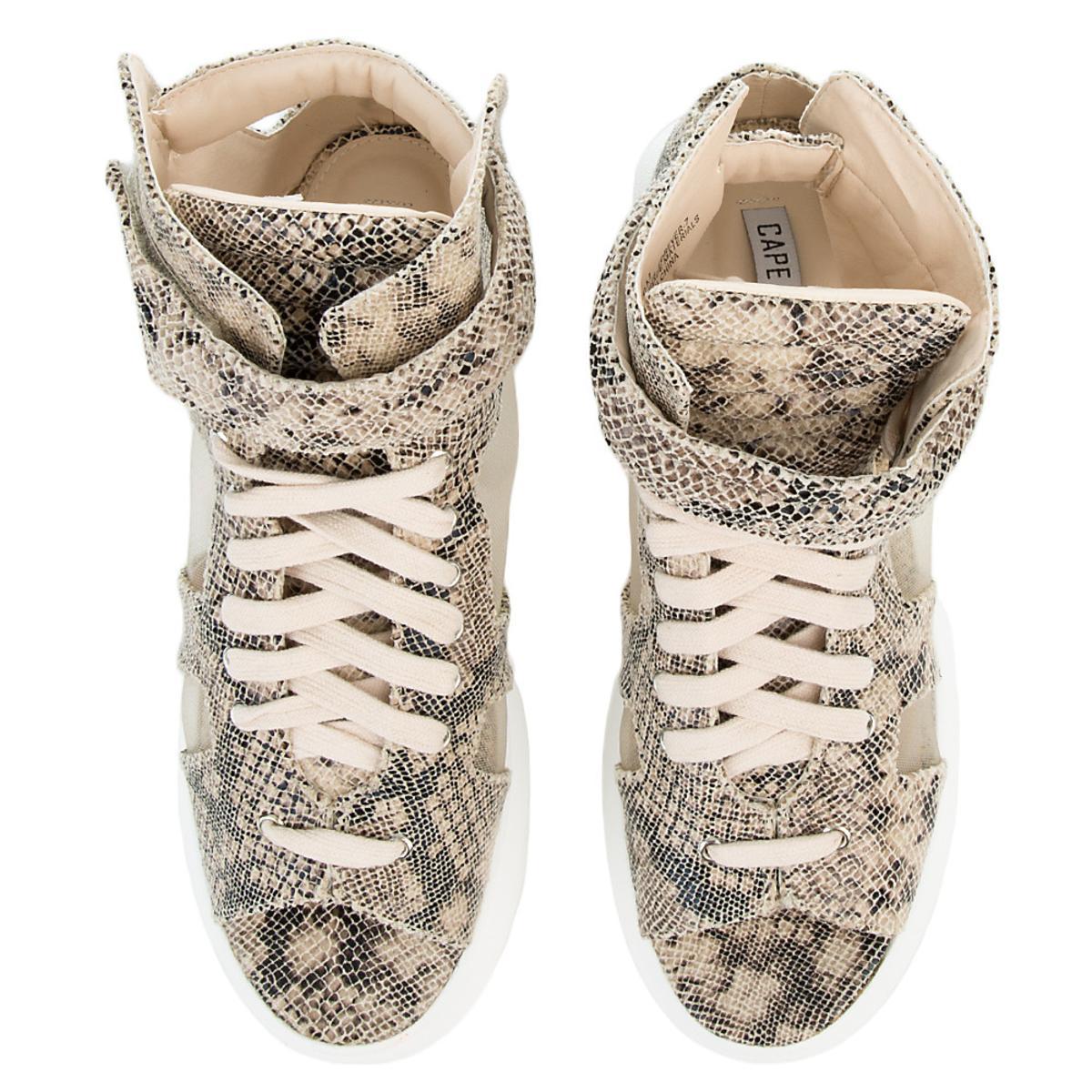 Forever-7 Sneaker Snake