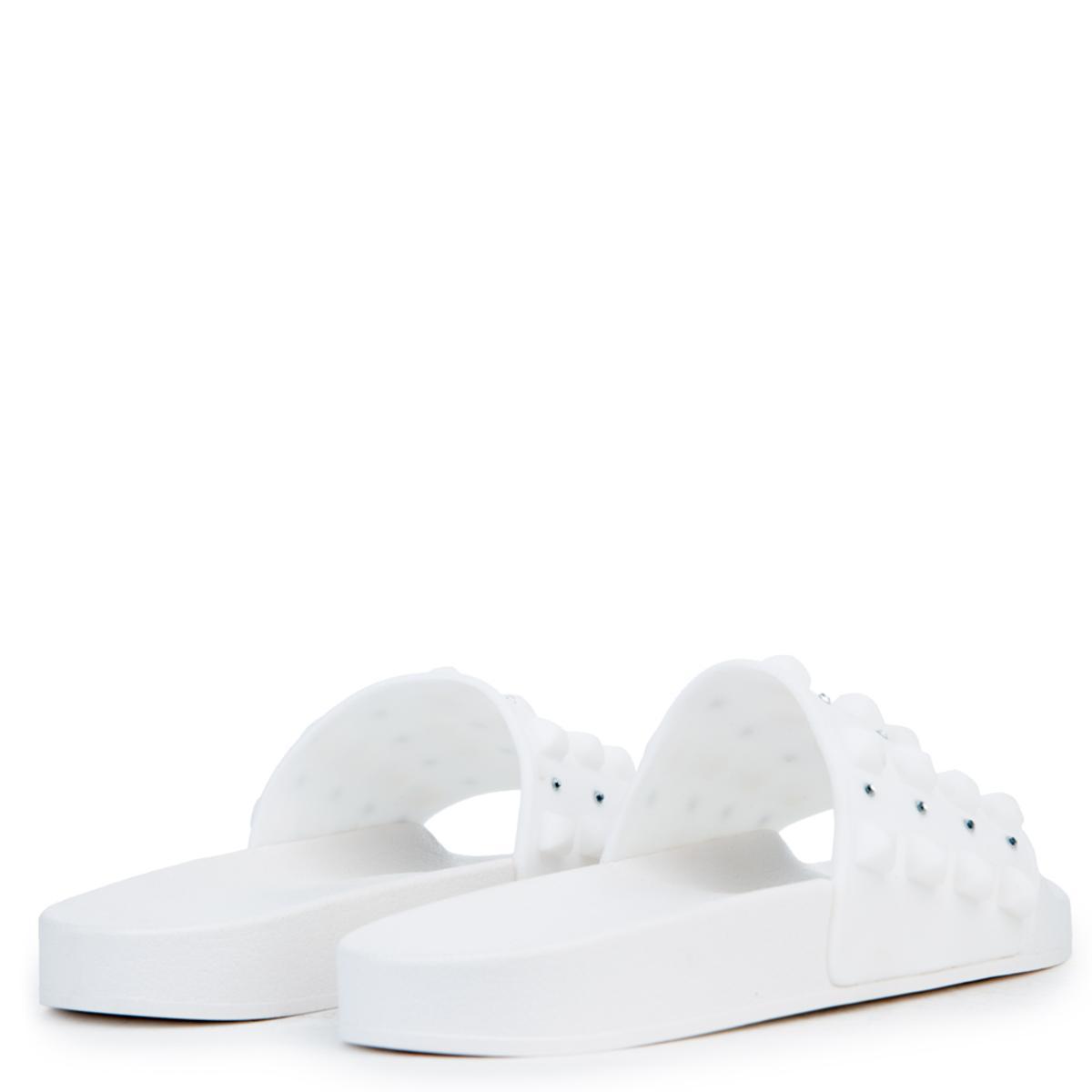 Flatter-27S Slides White