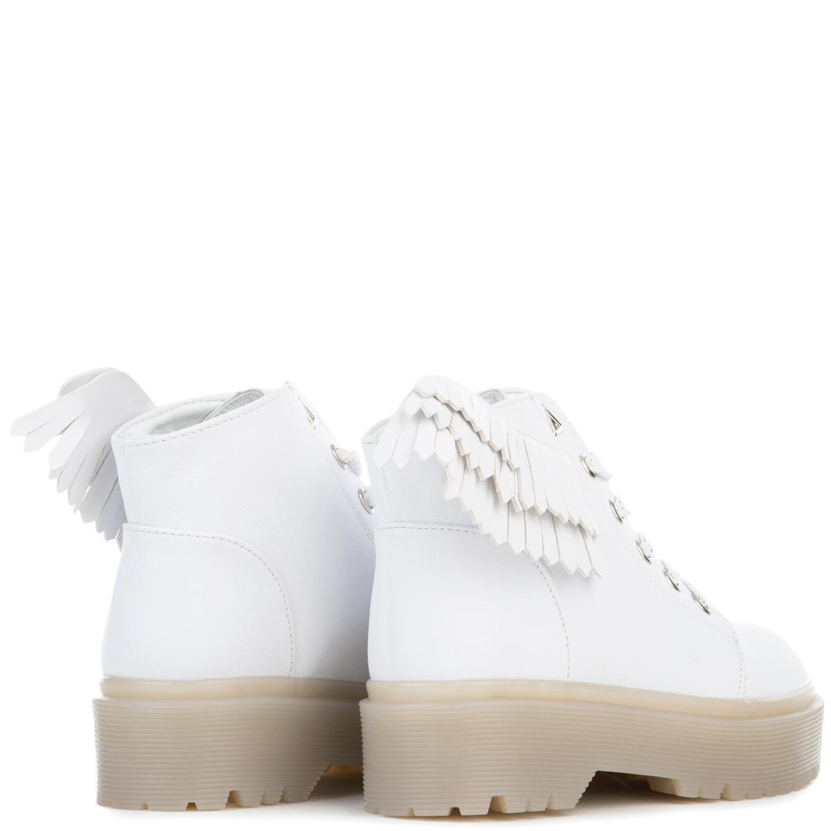 YRU Wings Slayr Angyl Women's White Boots