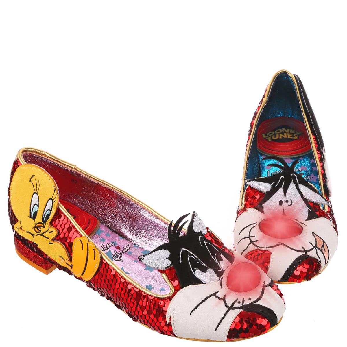 I Tawt I Taw a Puddy Tat