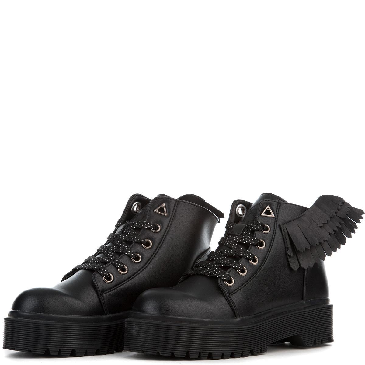 YRU Wings Slayr Angyl Black Boots BLACK