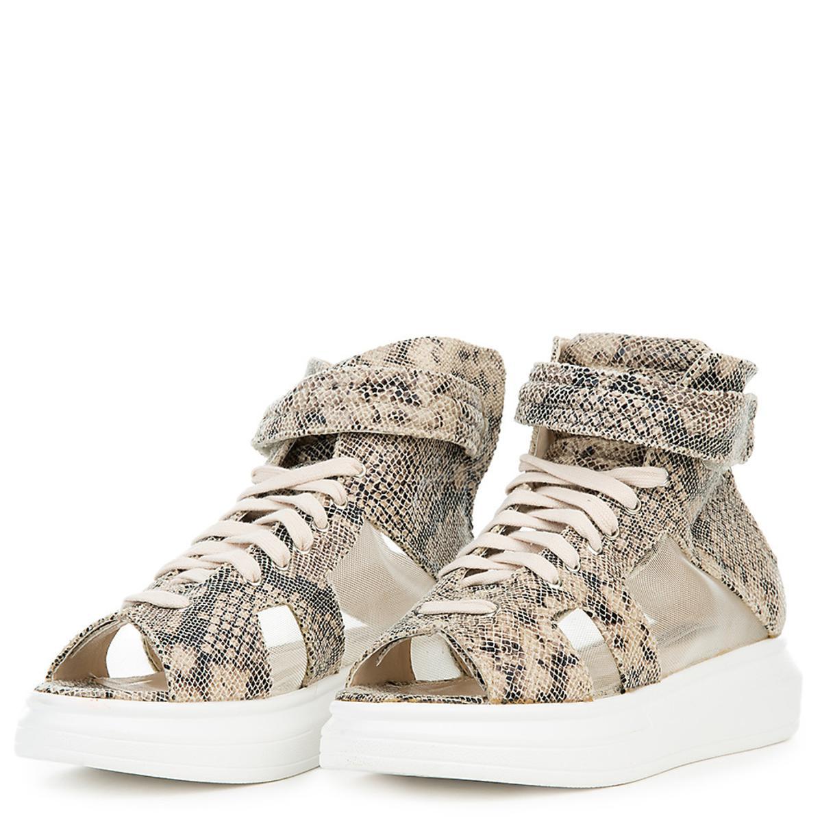 Forever-7 Sneaker Snake